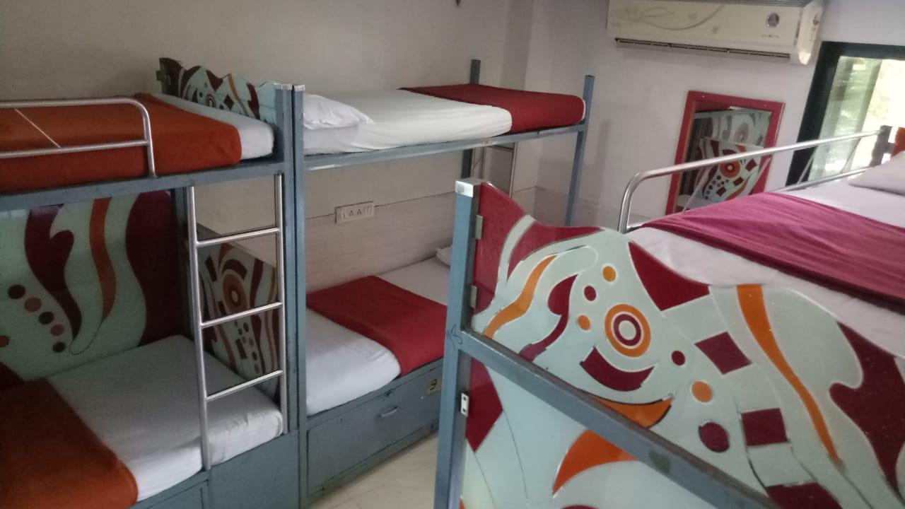 Shalimar Guest House - Mumbai — Photos 2